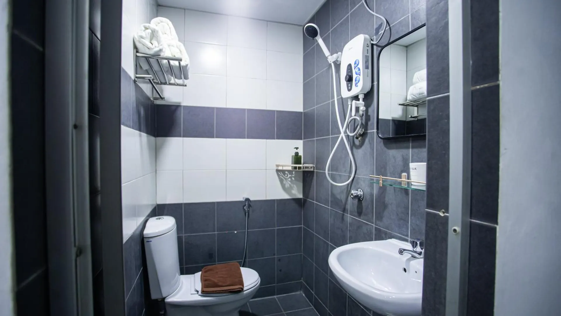 Rex City Hotel Johor Bahru 0*,
